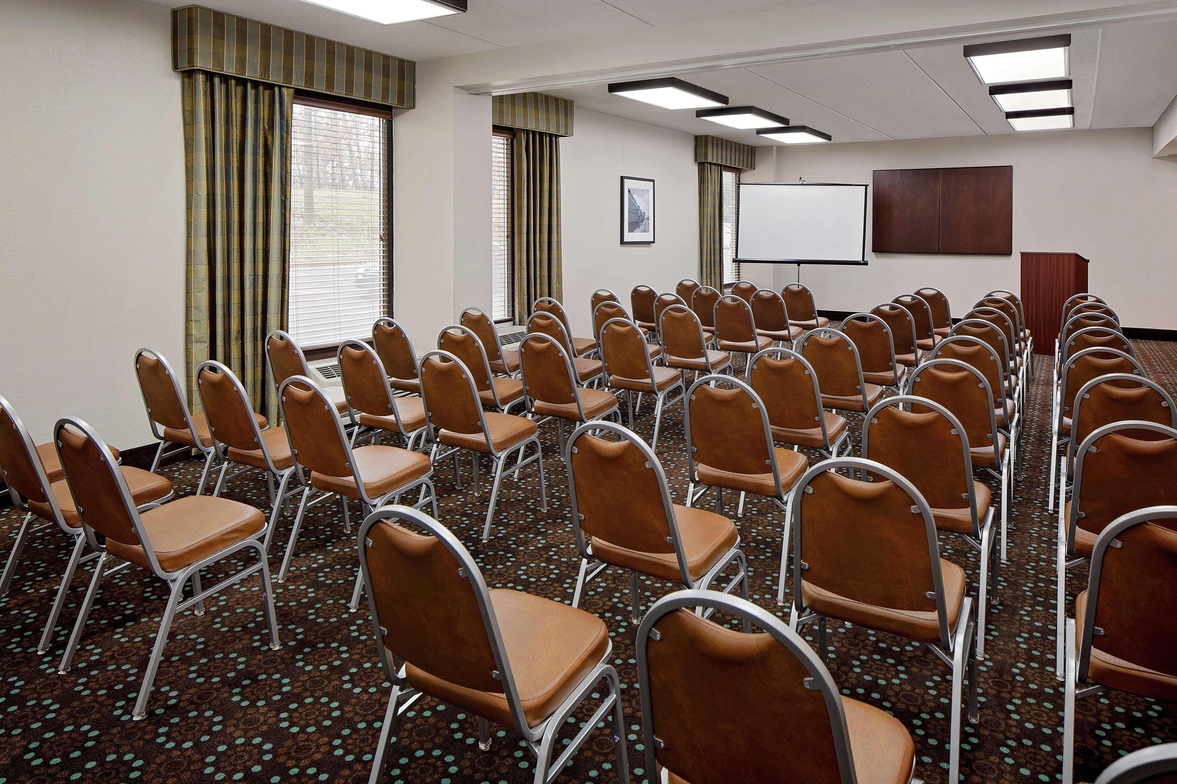 Hampton Inn Philadelphia/Willow Grove Exterior photo