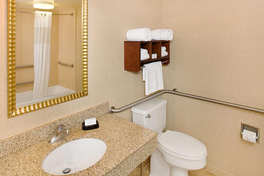 Hampton Inn Philadelphia/Willow Grove Exterior photo