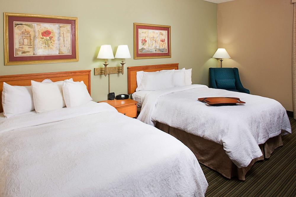 Hampton Inn Philadelphia/Willow Grove Exterior photo